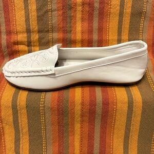 RONGEN Women’s White Embroidered Loafers, Size 38, Never Worn